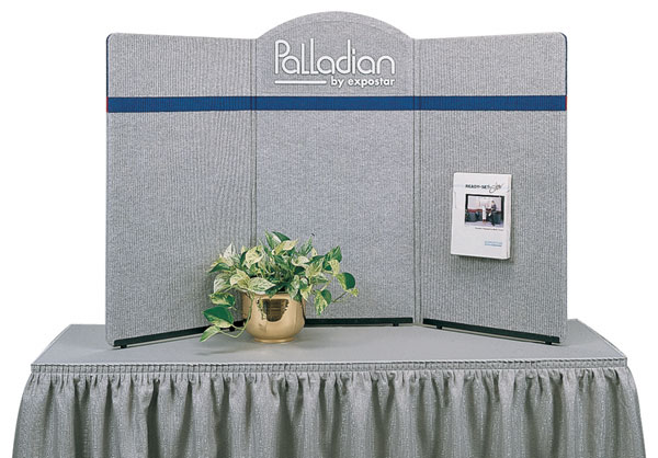Palladian 3-Panel Display